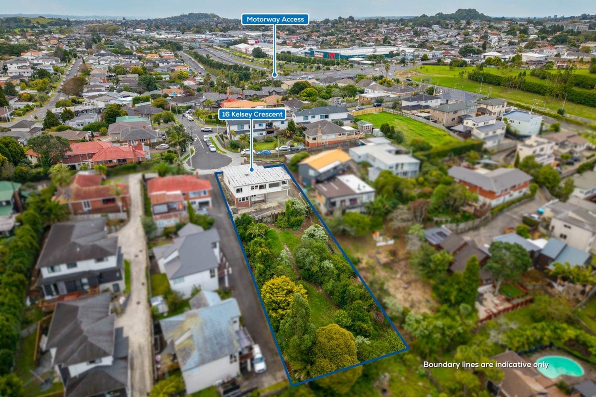16 Kelsey Crescent, Hillsborough, Auckland - Carousel 2
