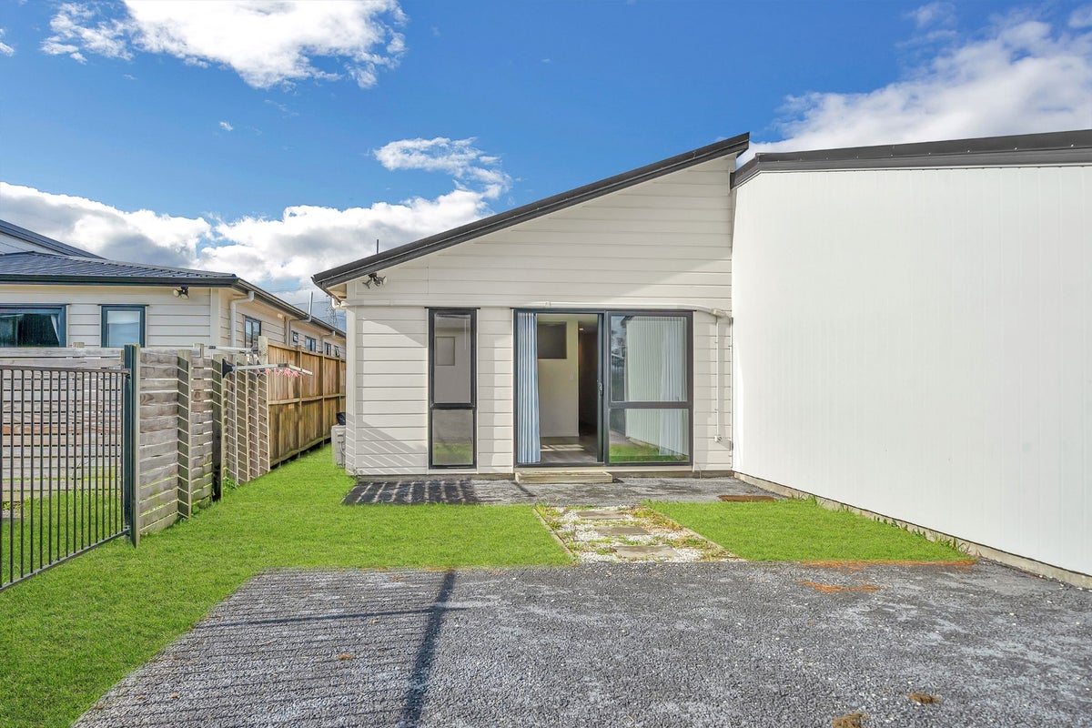 25A Tributary Parade, Karaka, Papakura - Carousel 16
