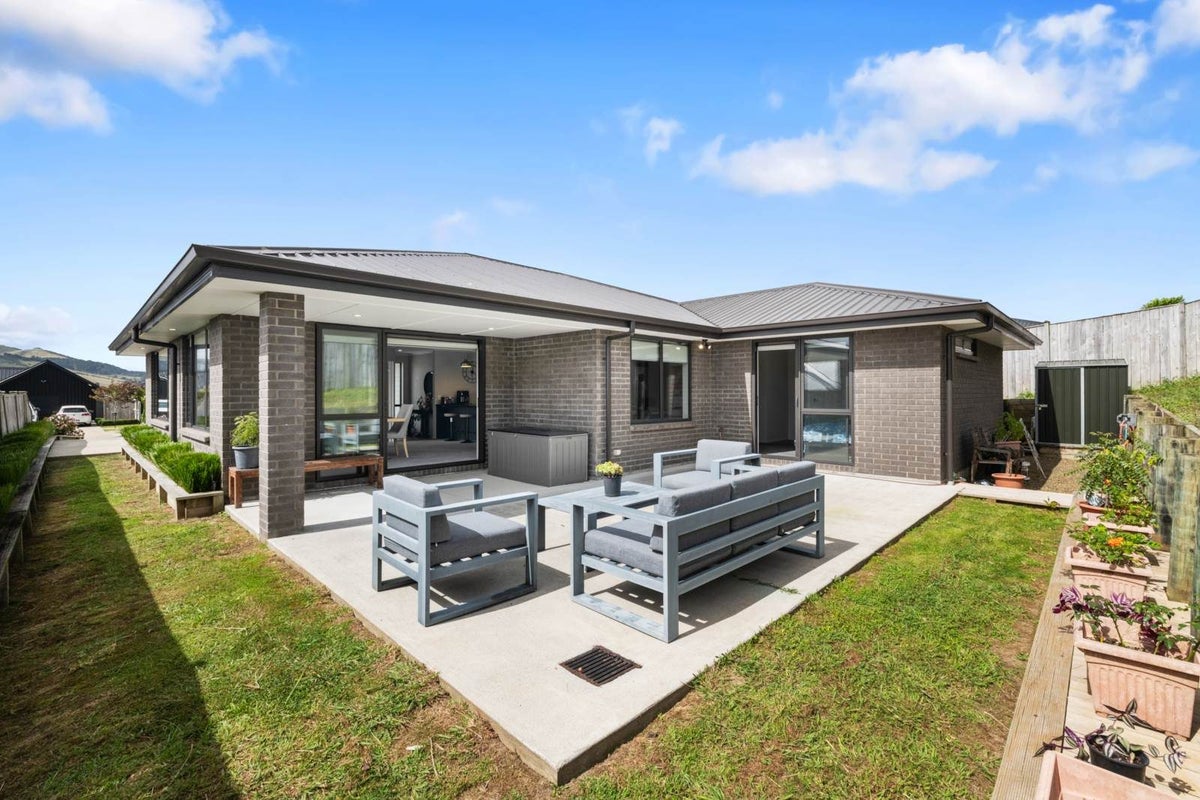 9 Herbert Oldham Road, Pokeno, Pokeno - Carousel 1