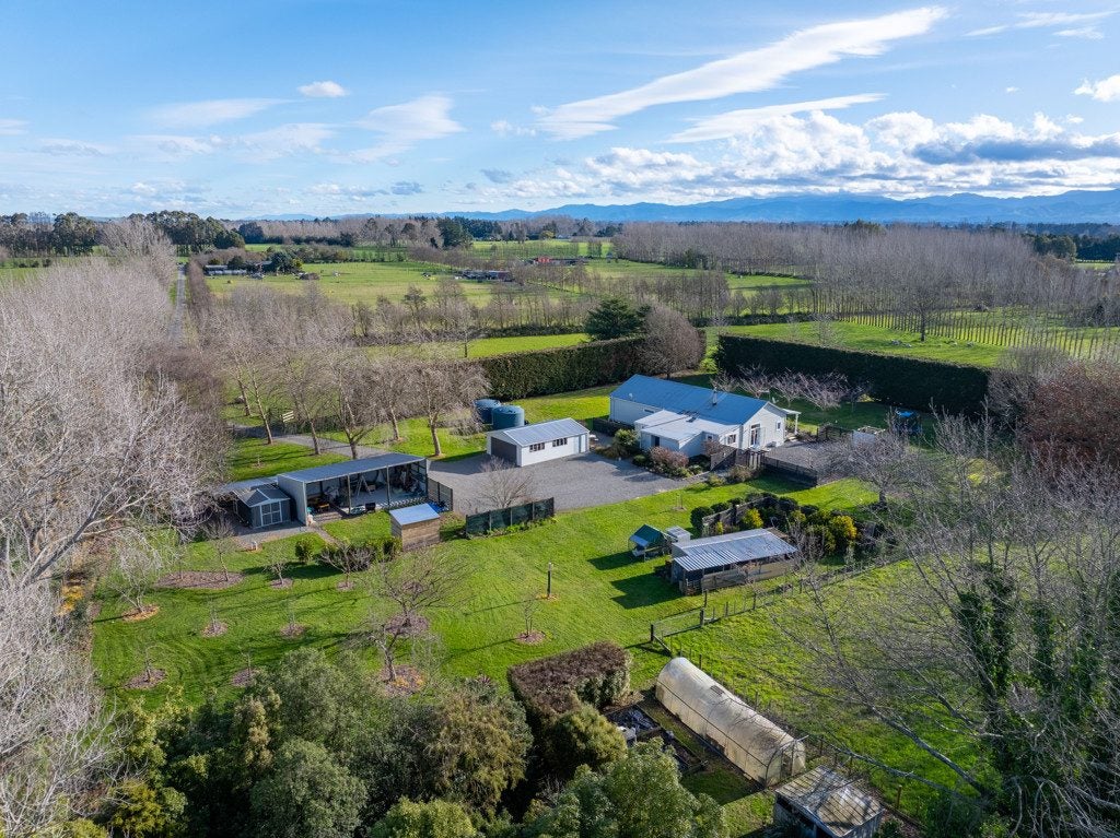 237A Watsons Road, Te Ore Ore, Masterton - Carousel 1