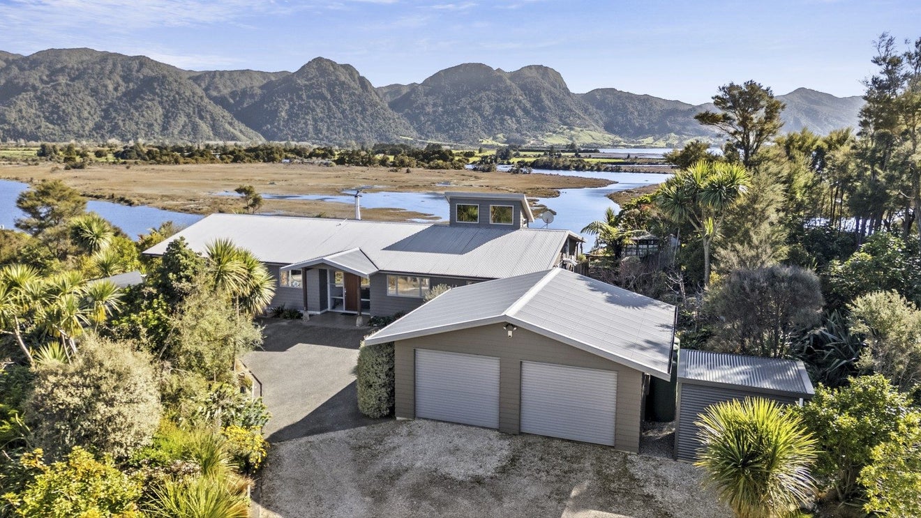 30 Ruataniwha Drive, Collingwood, Collingwood - Carousel 1
