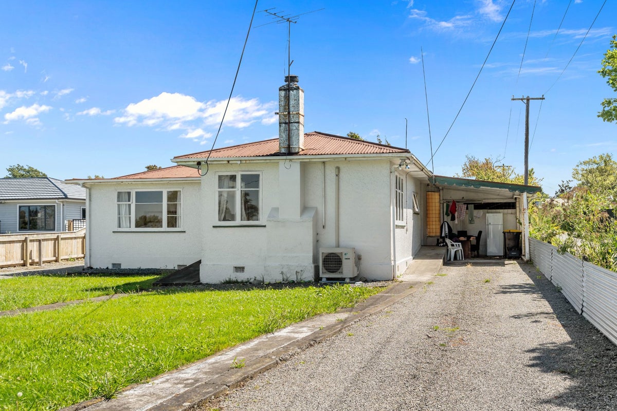 32 French Street, Lansdowne, Masterton - Carousel 19