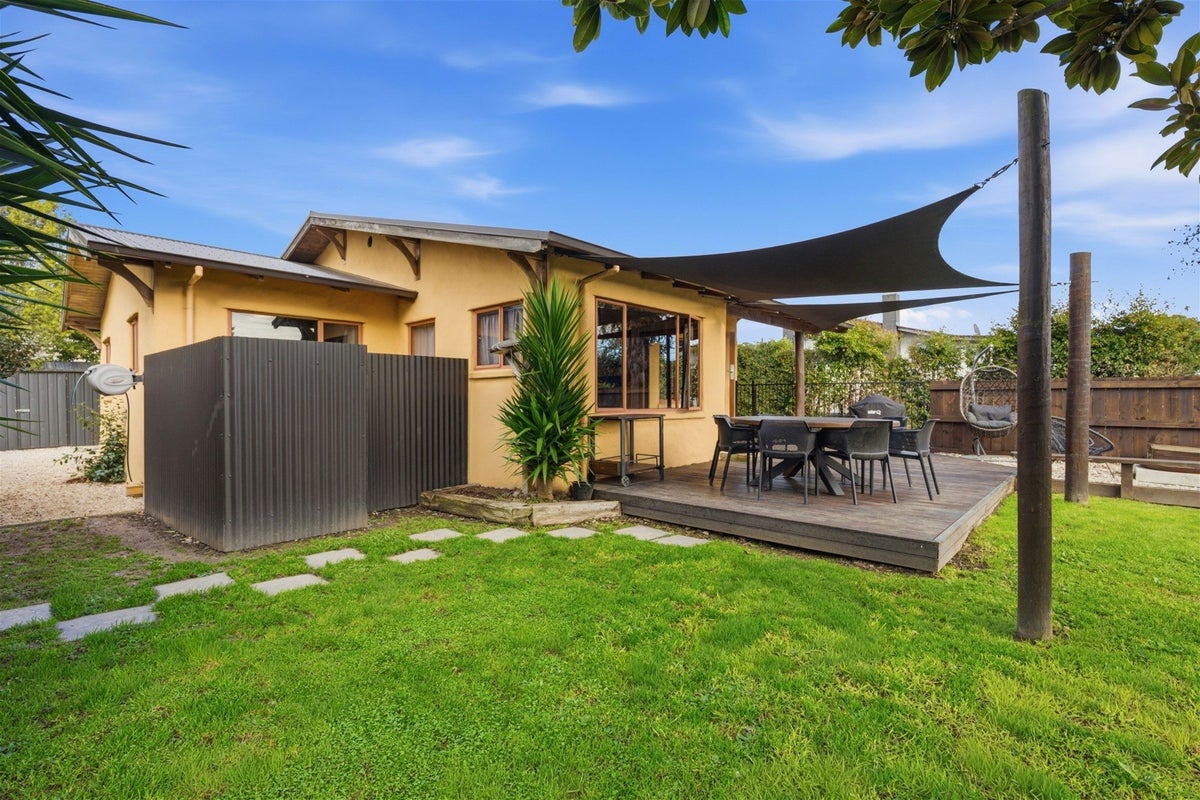 5 Courtney Street, Motueka - Carousel 2