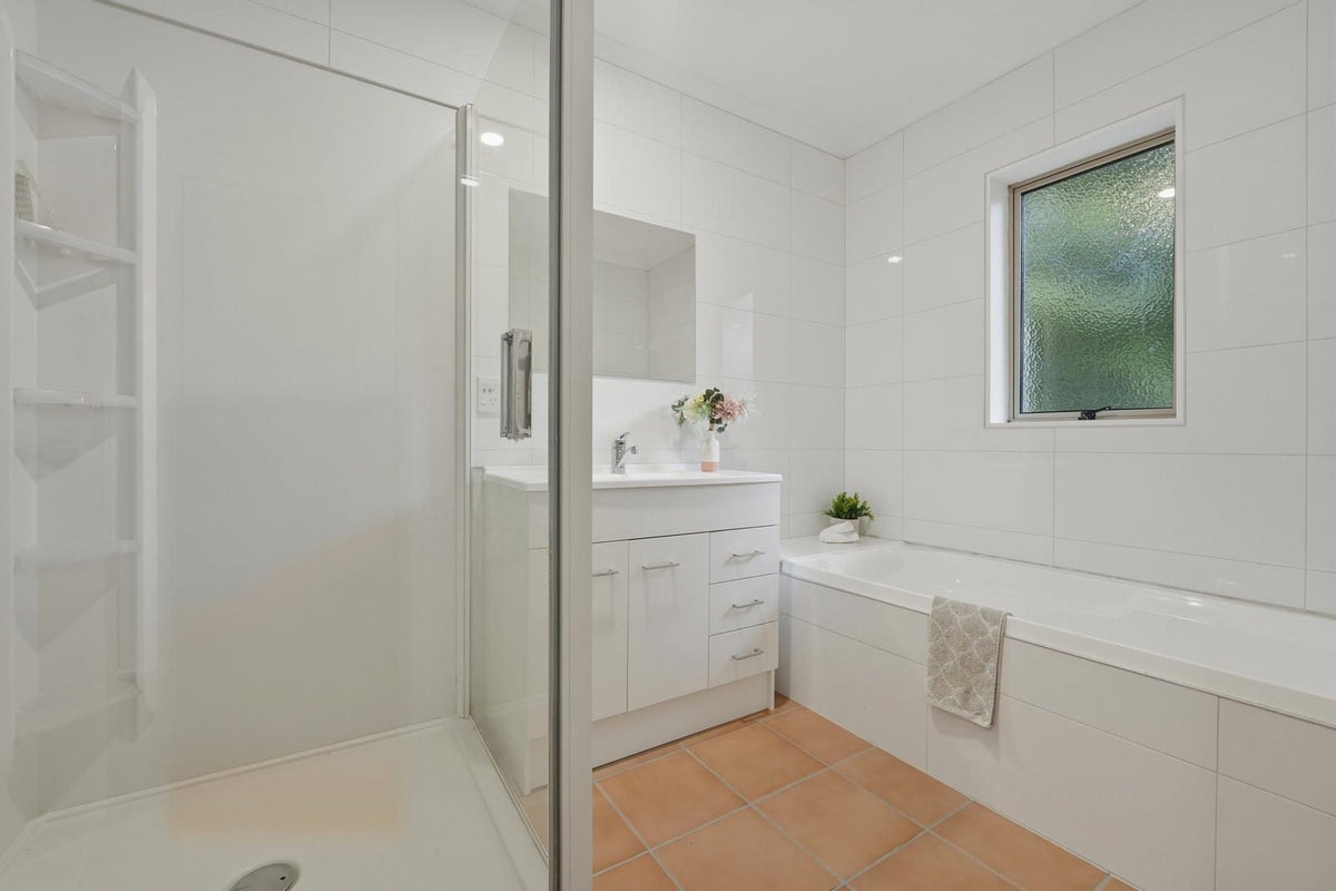 50B Te Aroha Street, Hamilton East, Hamilton - Carousel 20