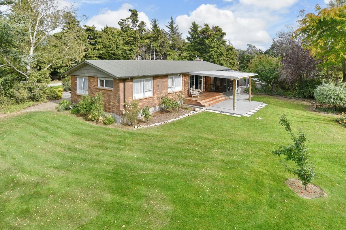 101 Balcairn Amberley Road, Balcairn, Amberley - Carousel 1