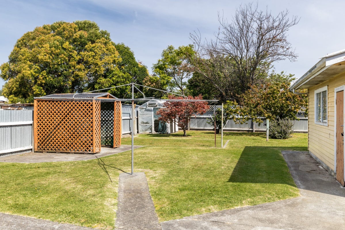 31 Barnard Avenue, Maraenui, Napier - Carousel 11