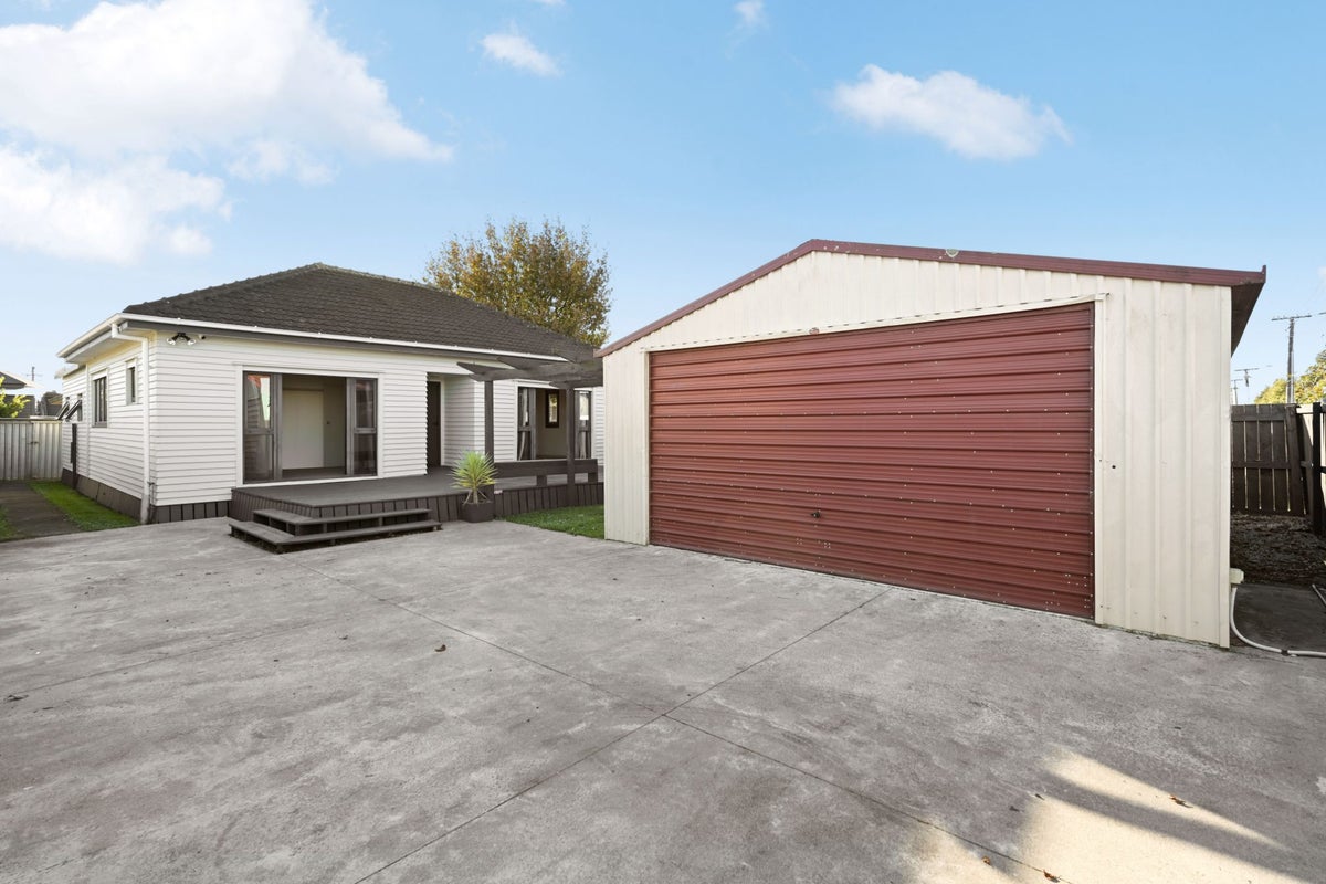38A Higgins Road, Frankton, Hamilton - Carousel 1
