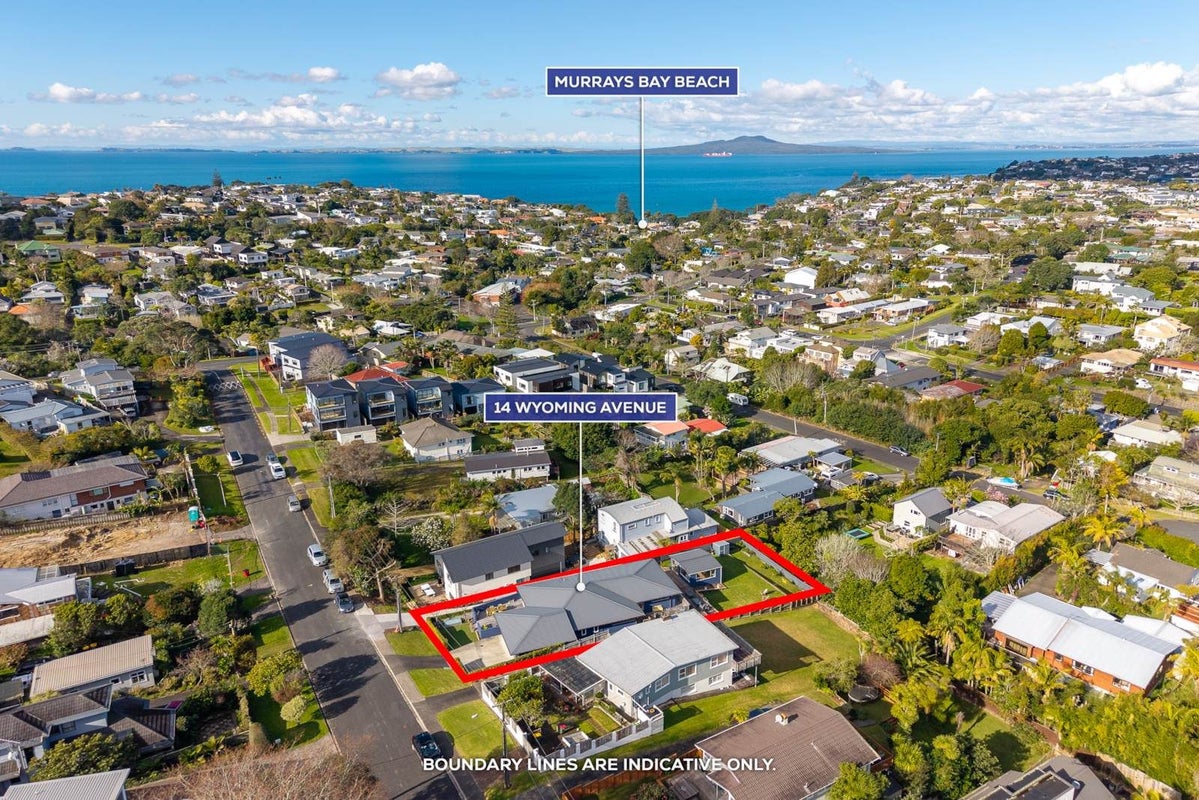 14 Wyoming Avenue, Murrays Bay, Auckland - Carousel 24