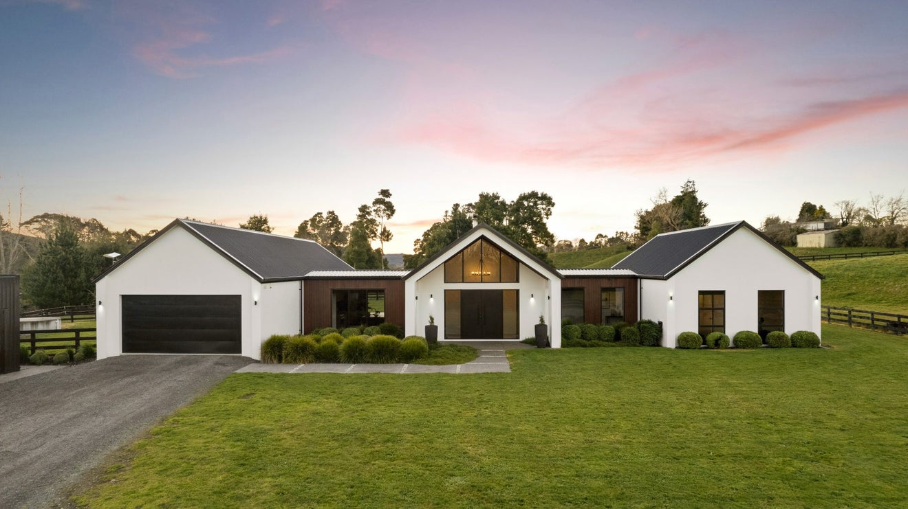 153 Woolrich Road, Te Kowhai, Hamilton - Carousel 1