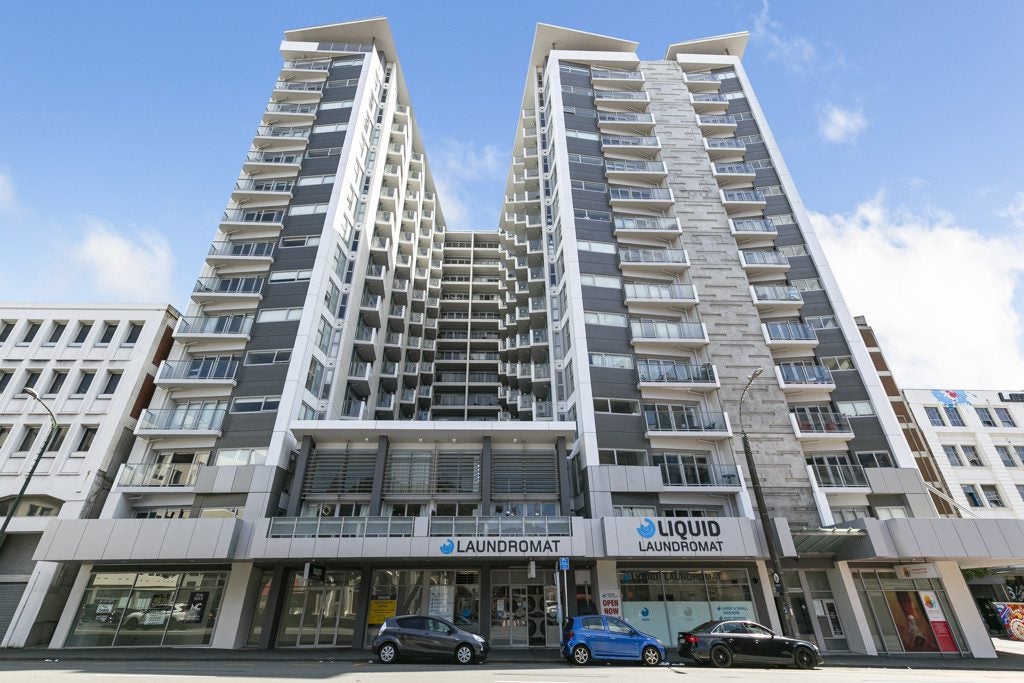 907/74 Taranaki Street, Te Aro, Wellington - Carousel 1
