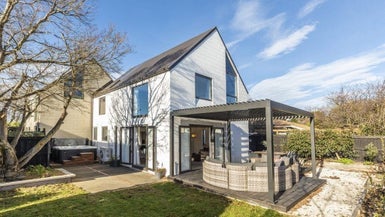 2/8 Parkview Place, Avonhead, Christchurch - Carousel 1