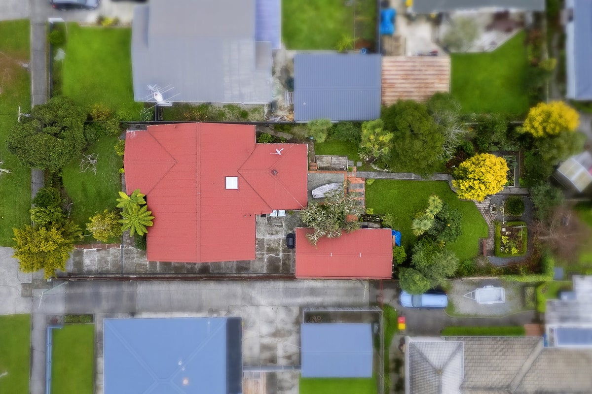 45 Norton Park Avenue, Fairfield, Lower Hutt - Carousel 32