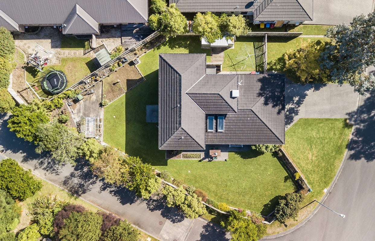 4 Botany Lane, Whitby, Porirua - Carousel 35