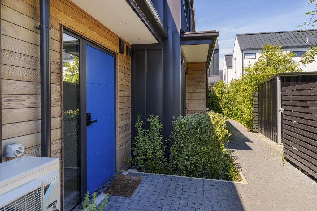 8B Champion Street, Edgeware, Christchurch - Carousel 17