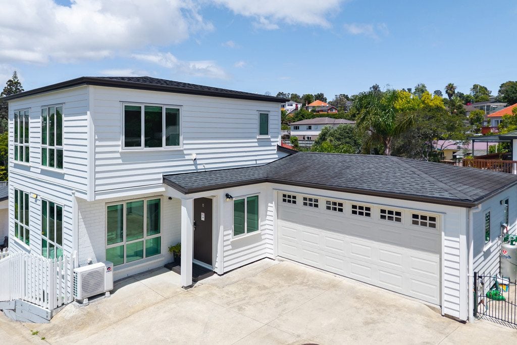 102A Oakdale Road, Mount Roskill, Auckland - Carousel 1