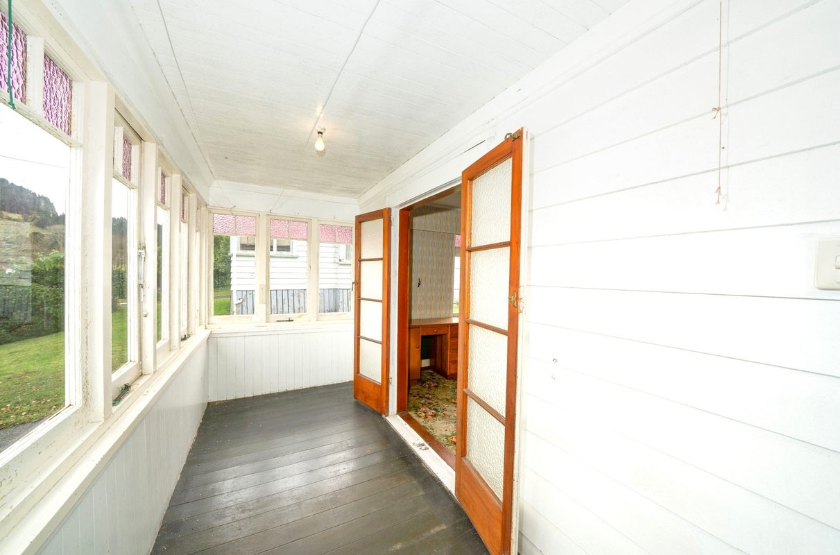 10 Union Street, Hikurangi, Hikurangi - Carousel 1