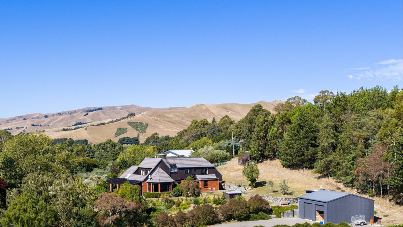 415 Ben Morven Road, Fairhall, Blenheim - Carousel 1