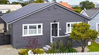3 Karaka Street, Helensville, Helensville - Carousel 1