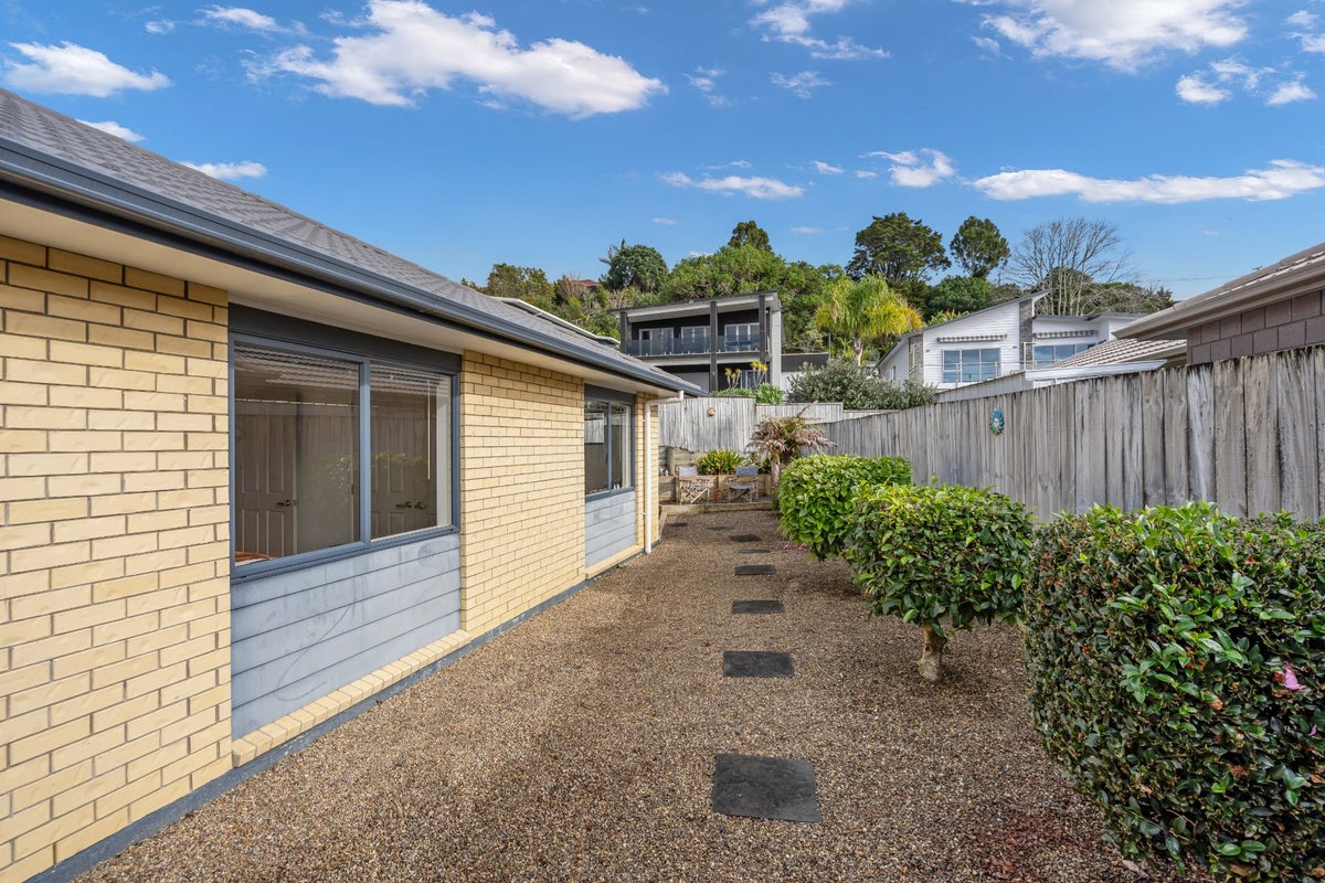 7 Charlise Place, Onerahi, Whangarei - Carousel 15