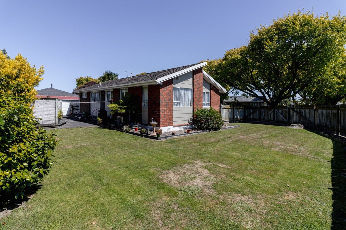 11 Otaki Place, Westbrook, Palmerston North - Carousel 2