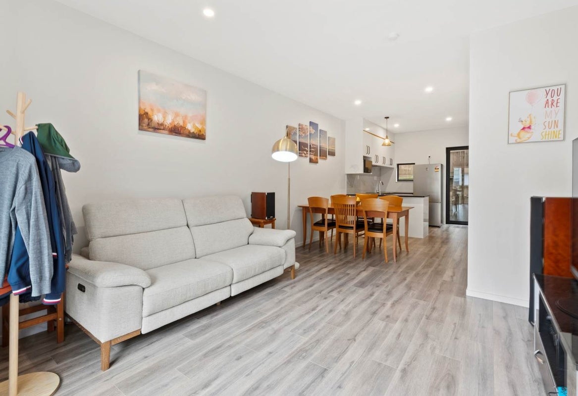 7/22 Ryburn Road, Mount Wellington, Auckland - Carousel 1