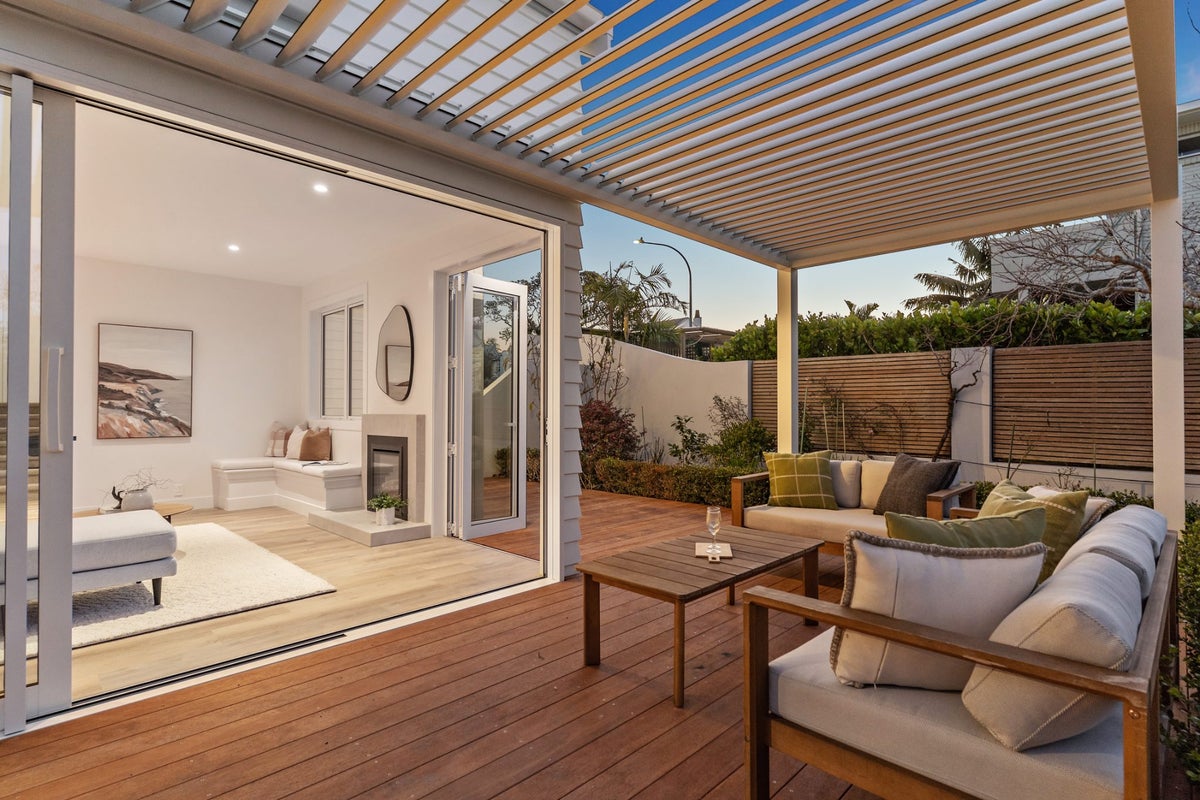 8 Brown Street, Takapuna, North Shore City, Auckland - Carousel 1