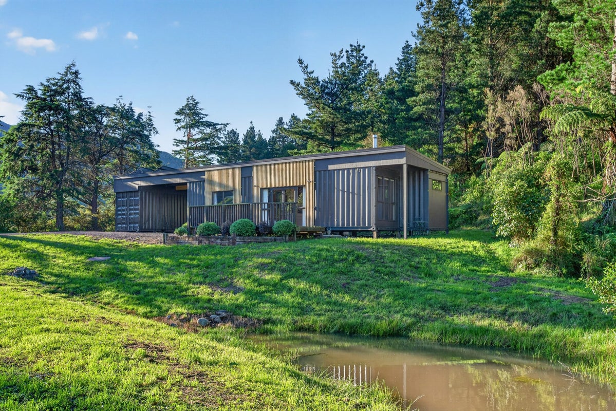 90 Hoeke Road, Carrington, Carterton - Carousel 12
