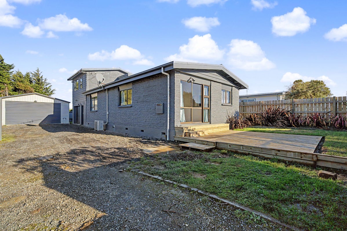 42 Waiau Place, Kingswell, Invercargill - Carousel 23