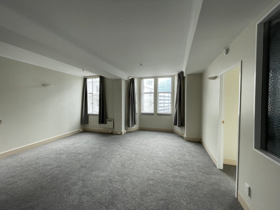4C/25 Cuba Street, Te Aro, Wellington - Carousel 1