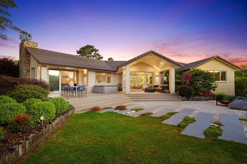 15-21 Carter Road, Oratia, Auckland - Carousel 2