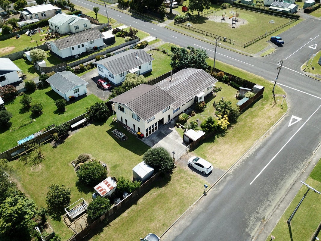 15 Miro Streer, Kerepehi, Hauraki, Waikato - Carousel 24