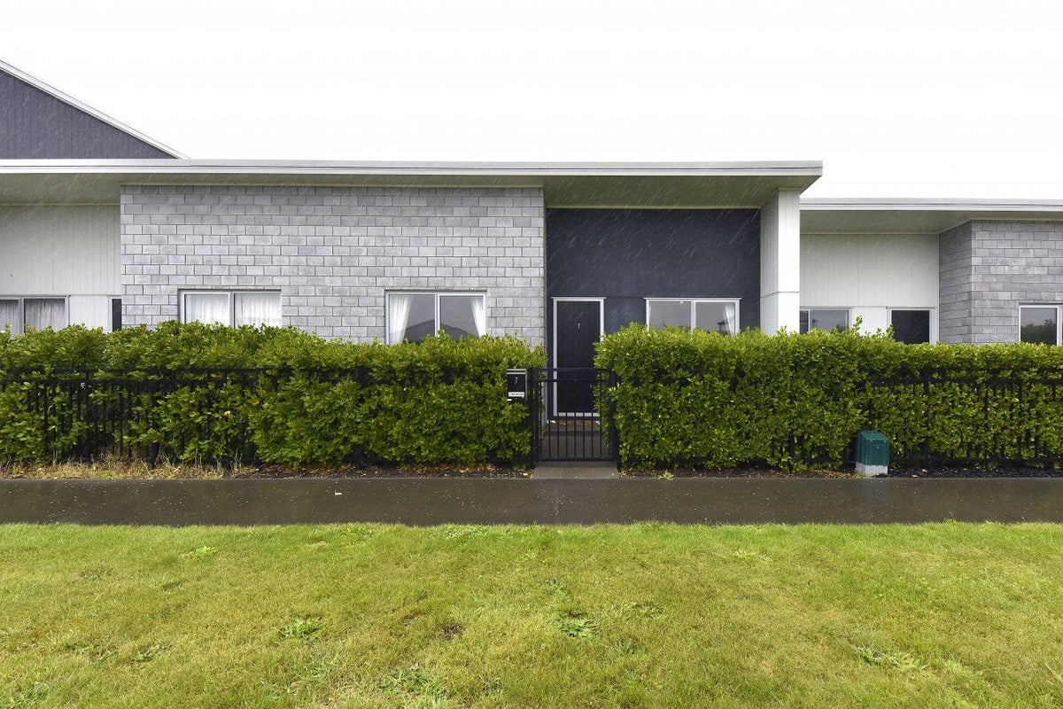 7 William Dawson Crescent, Wigram, Christchurch - Carousel 1