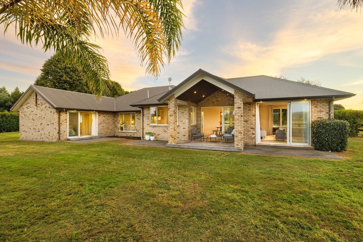 94 Bruntwood Road, Pukemoremore, Cambridge - Carousel 1