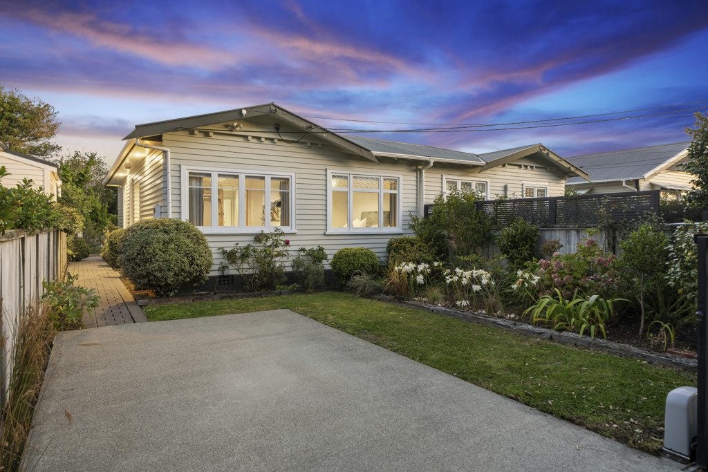1/39 Moa Street, Alicetown, Lower Hutt - Carousel 1