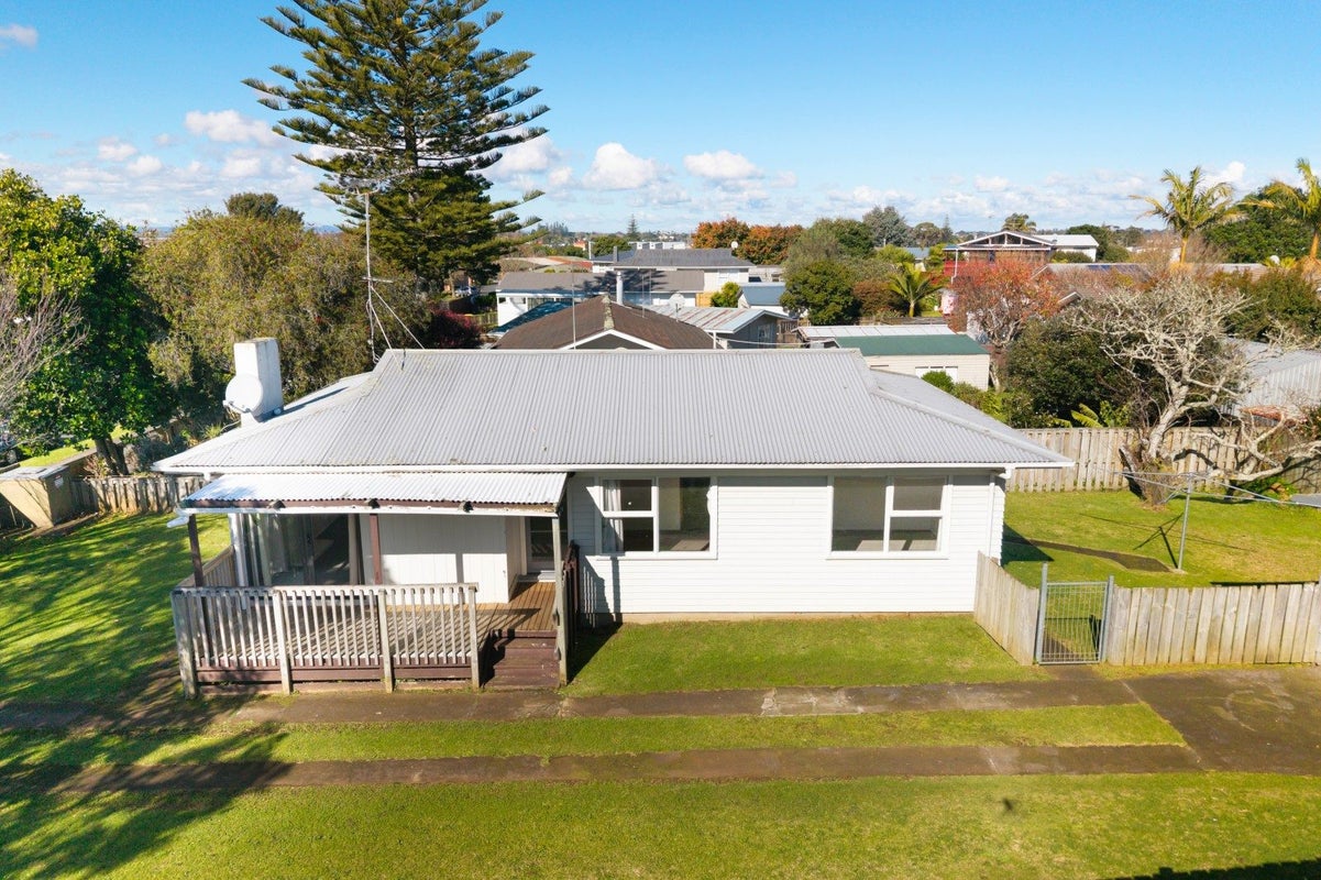 81 Crawford Avenue, Mangere Bridge, Auckland - Carousel 20
