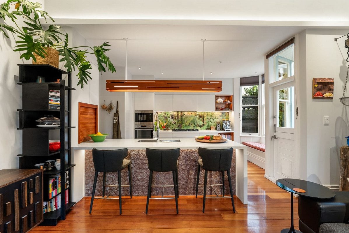 57 Bolton Street, Kelburn, Wellington - Carousel 2