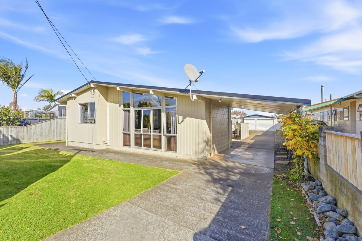 83 Devon Road, Springvale, Whanganui - Carousel 1