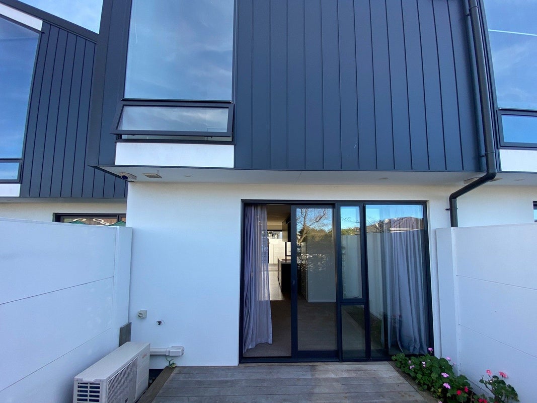 63A Osborne Street, Waltham, Christchurch - Carousel 18