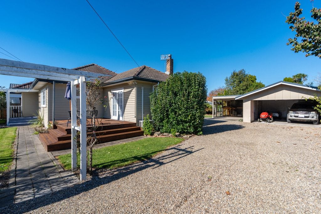 64 Nixon Street, Hamilton East, Hamilton - Carousel 22