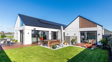 7 Hobbs Lane, Harewood, Christchurch - Carousel 1