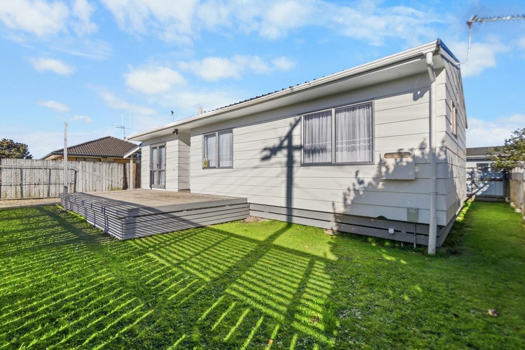 6 Roy Street, Nawton, Hamilton - Carousel 1