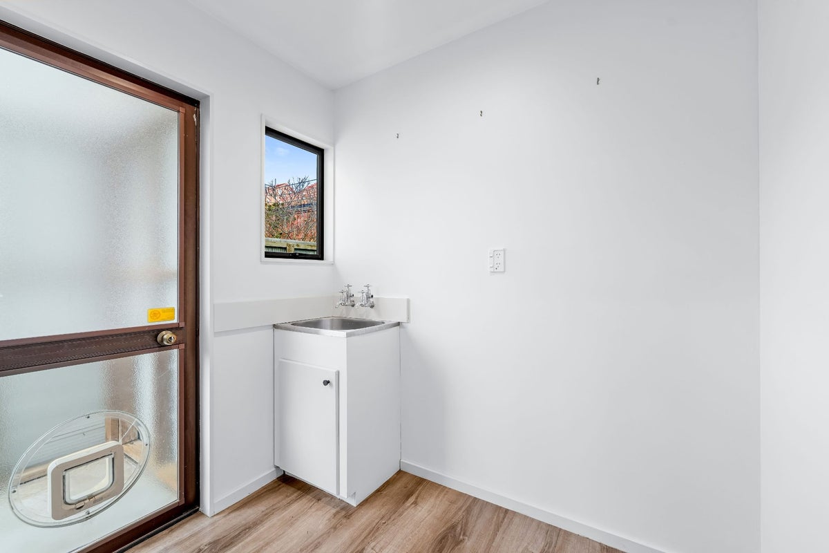 2/70 Milton Street, Somerfield, Christchurch - Carousel 19