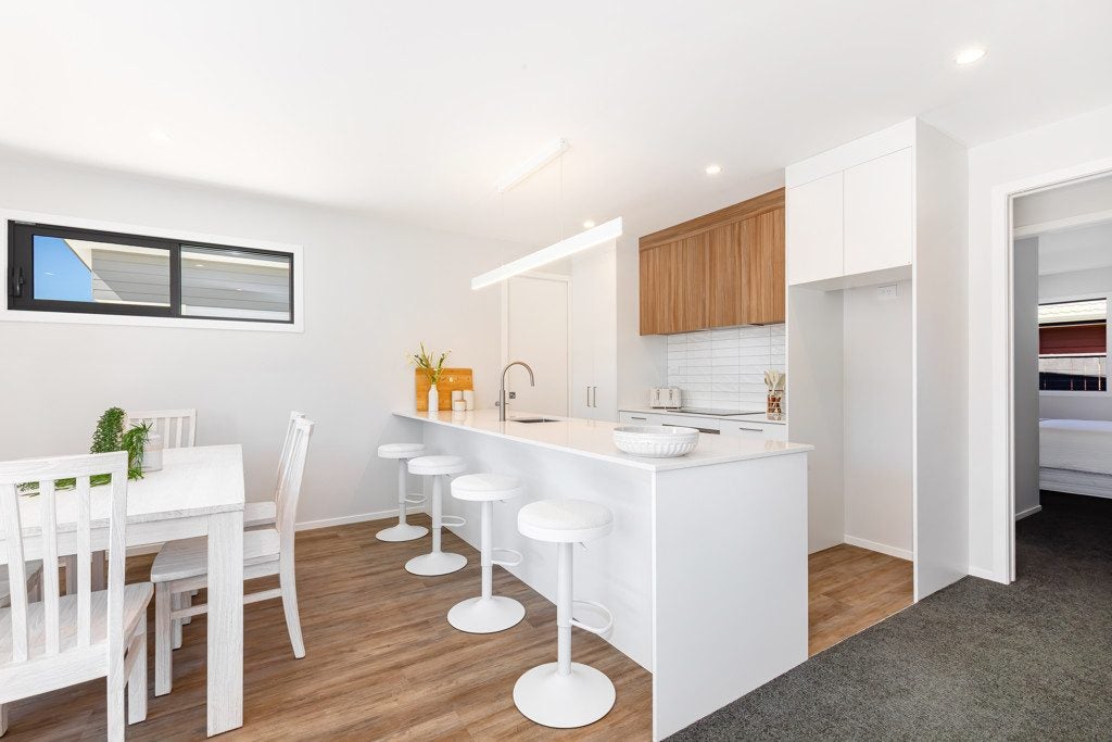 6B Massey Street, Elderslea, Upper Hutt - Carousel 1