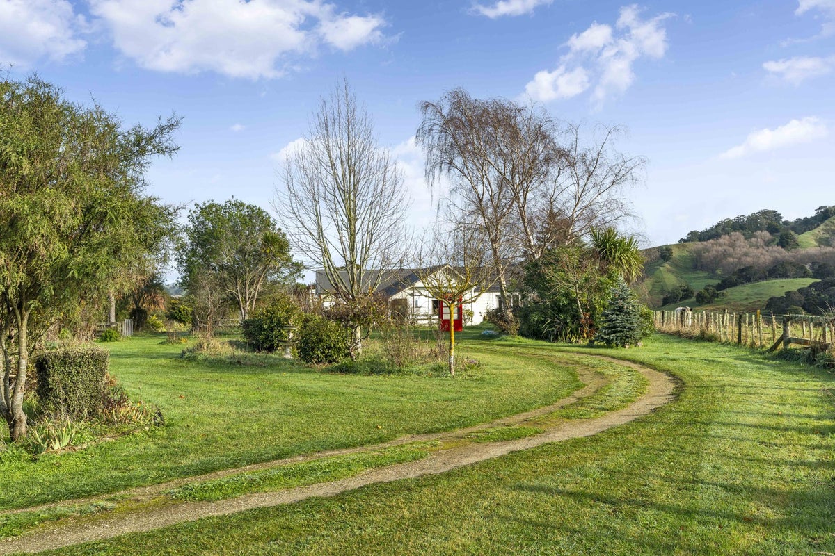 1453A Masterton Castlepoint Road, Tauweru, Masterton - Carousel 1