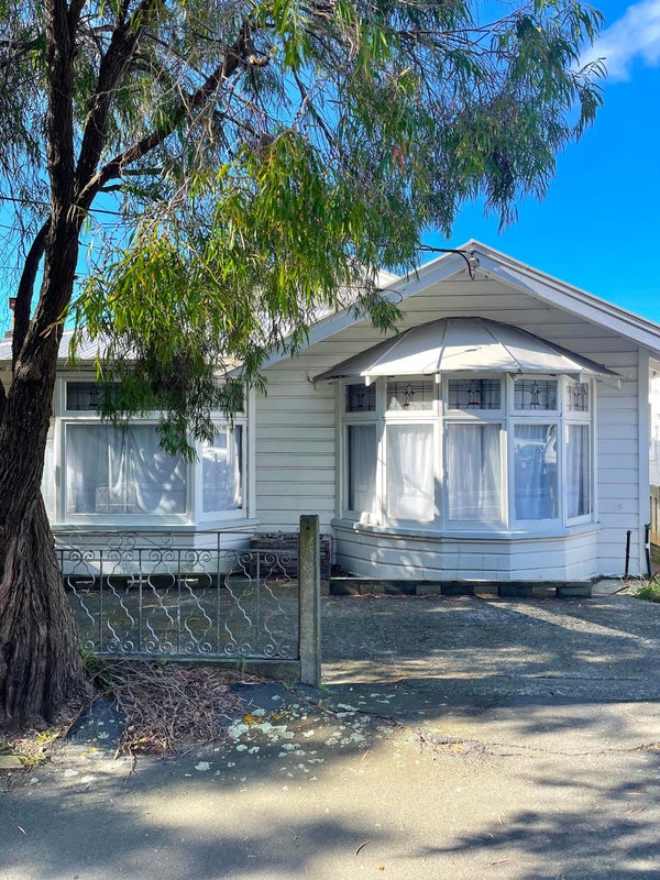 313 Adelaide Road, Newtown, Wellington - Carousel 1