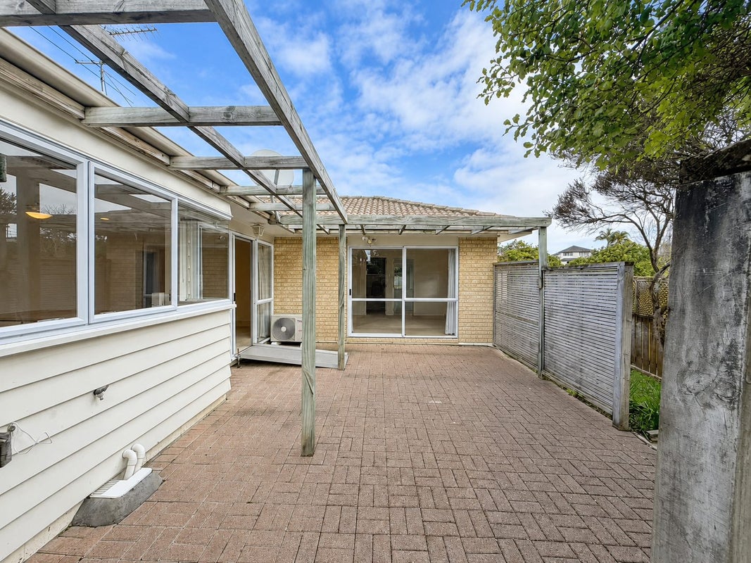 57 Cantora Avenue, Northpark, Auckland - Carousel 2