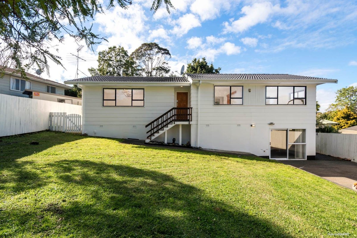3 Regatta Road, Torbay, Auckland - Carousel 2