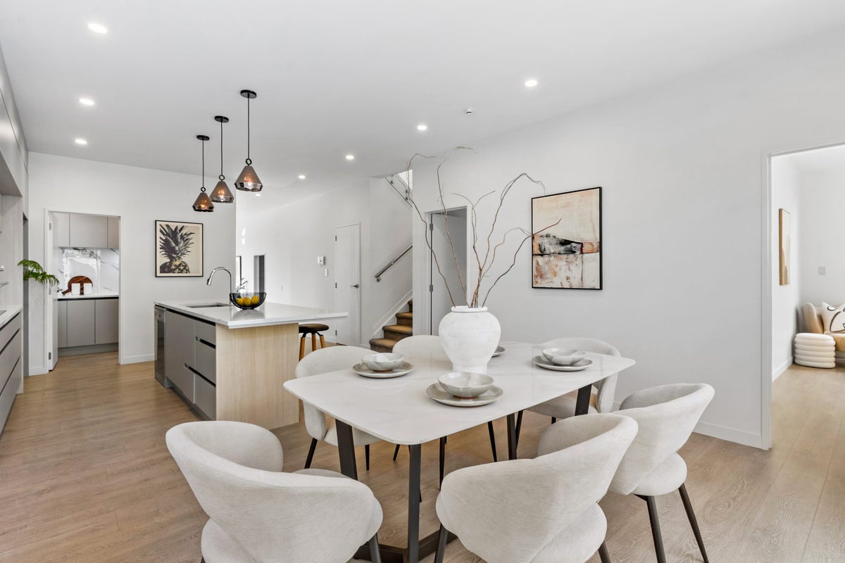 4 La Bella Road, Hobsonville, Auckland - Carousel 2