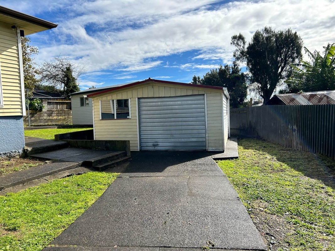 5 Civil Place, Otara, Auckland - Carousel 13