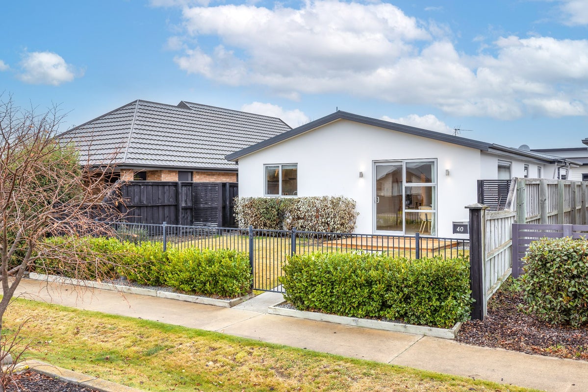 40 Whakatipu Street, Pegasus, Pegasus - Carousel 1